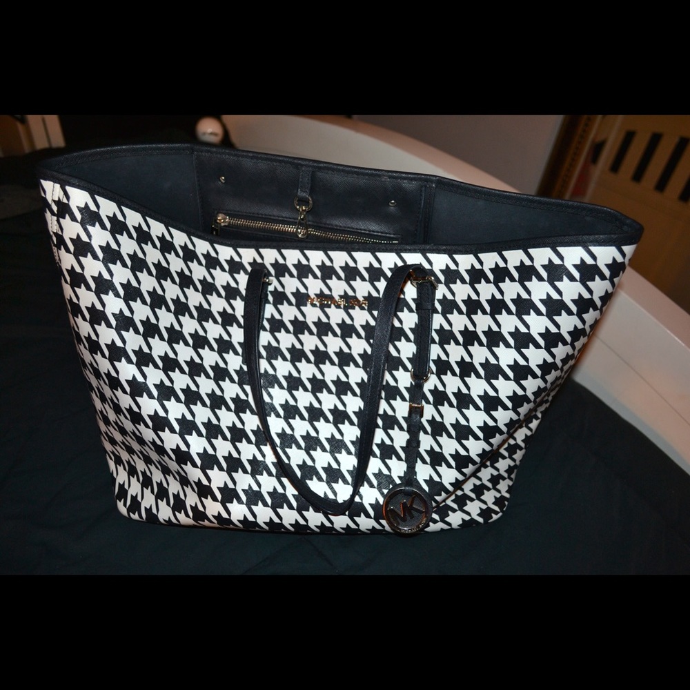 Michael Kors Houndstooth Tote